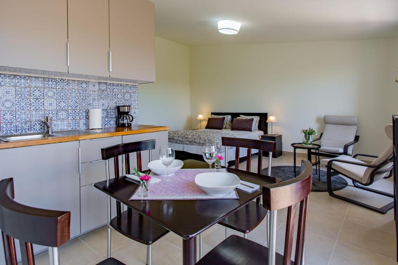 Corte Velada Guest House By Lovelystay ลากอส ภายนอก รูปภาพ