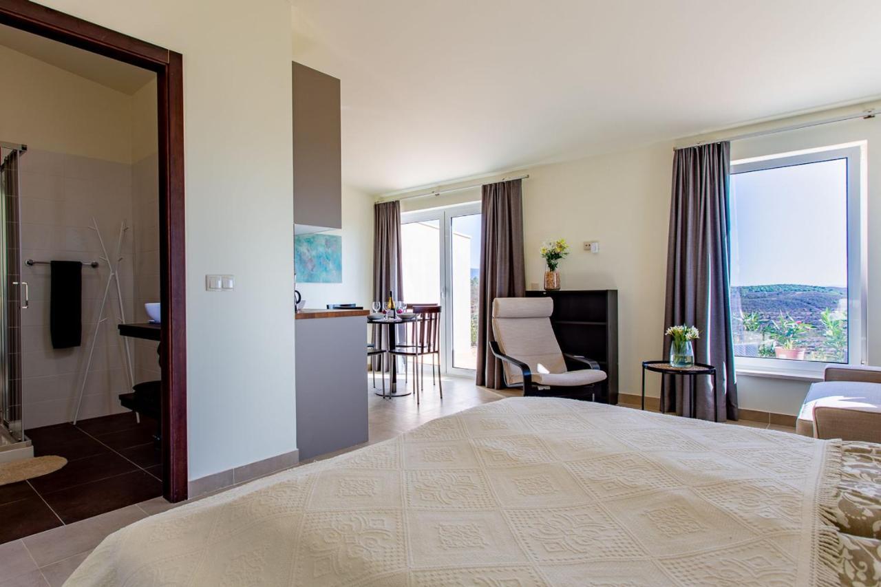 Corte Velada Guest House By Lovelystay ลากอส ภายนอก รูปภาพ