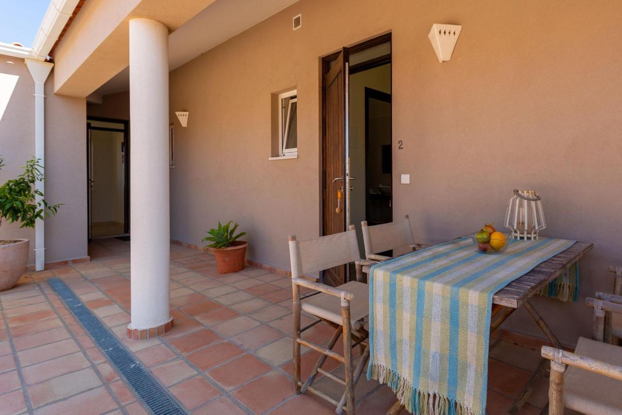 Corte Velada Guest House By Lovelystay ลากอส ภายนอก รูปภาพ