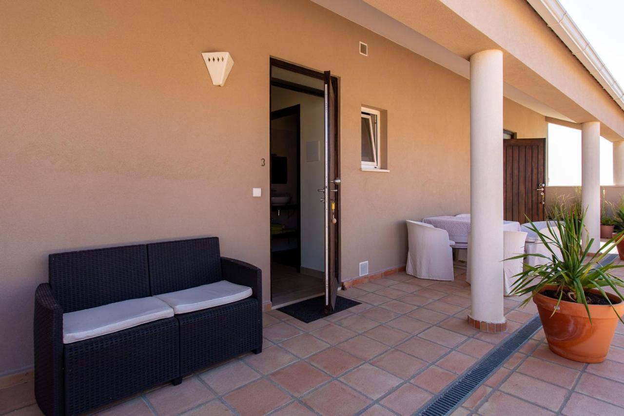 Corte Velada Guest House By Lovelystay ลากอส ภายนอก รูปภาพ