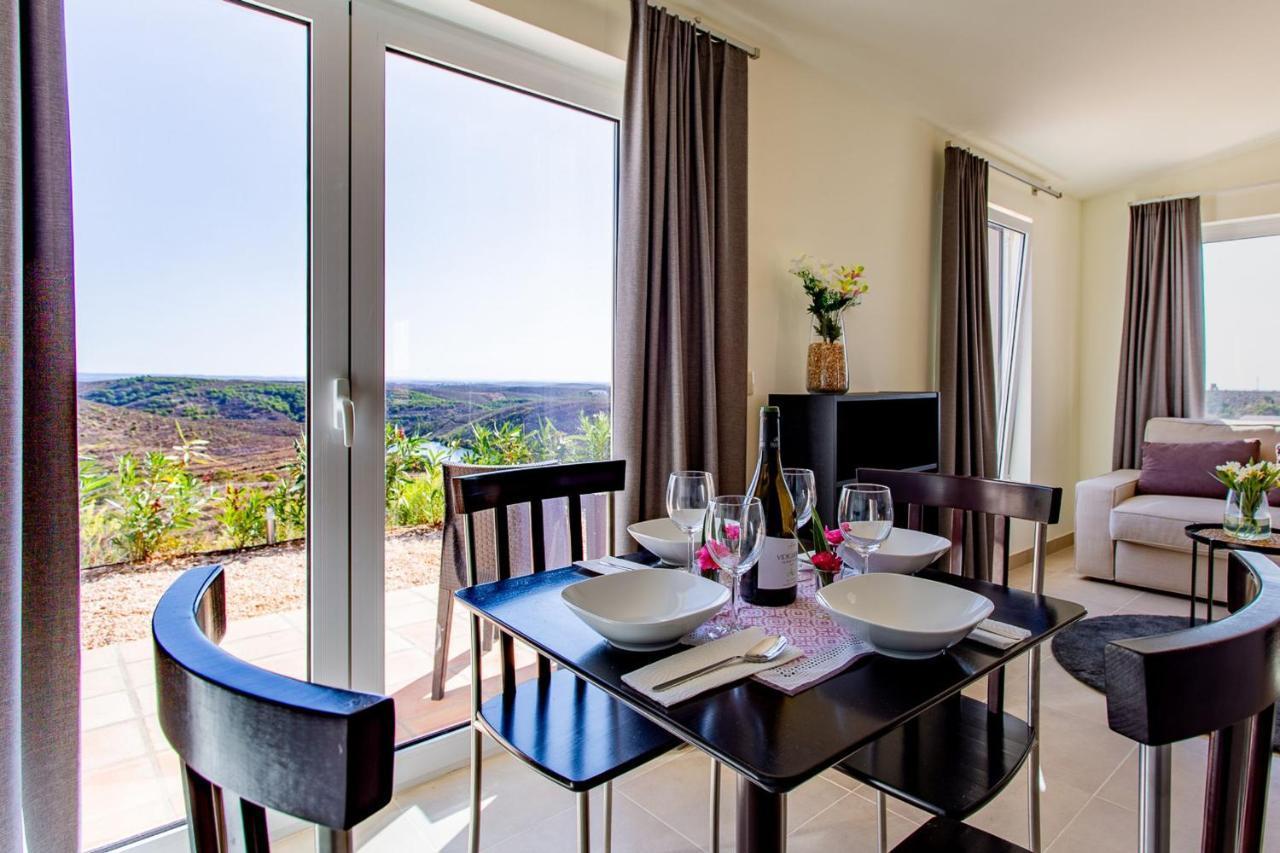Corte Velada Guest House By Lovelystay ลากอส ภายนอก รูปภาพ