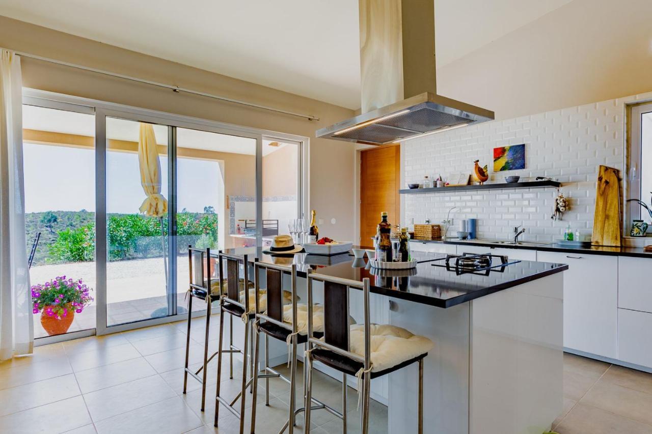 Corte Velada Guest House By Lovelystay ลากอส ภายนอก รูปภาพ