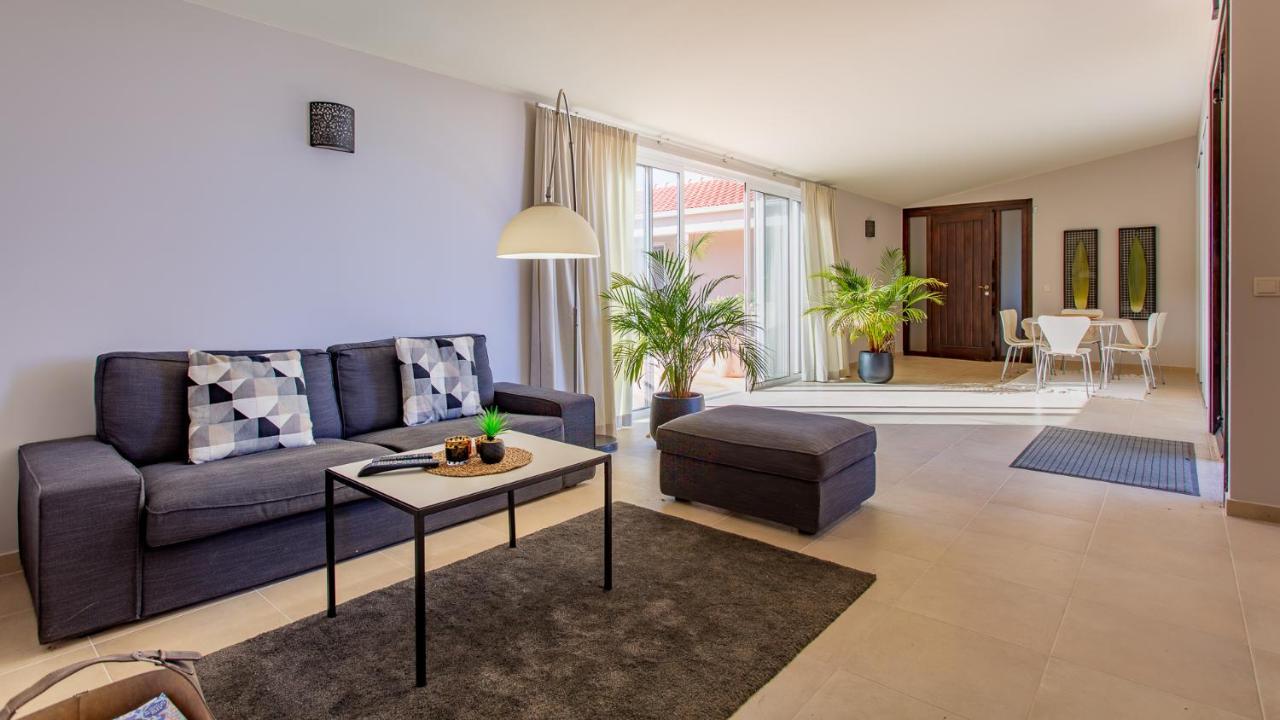 Corte Velada Guest House By Lovelystay ลากอส ภายนอก รูปภาพ